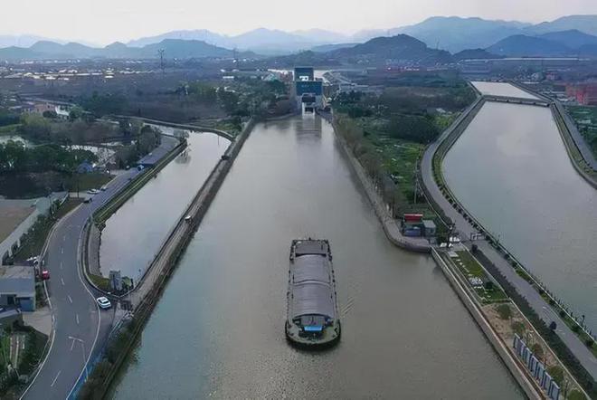 运河能路亚吗？探索垂钓新体验在运河的钓鱼之旅